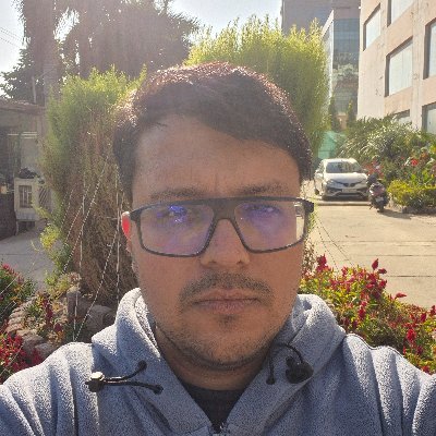 SagarShivank's profile picture. Full stack software engineer .