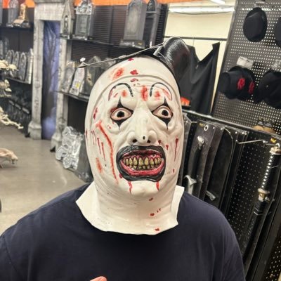 istimothy_'s profile picture. 