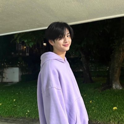 𝔹𝕖 𝕎𝕚𝕥𝕙 ℂ𝕠𝕡𝕡𝕖𝕣 ★彡𝑈𝑛𝑓𝑟𝑖𝑒𝑛𝑑 Profile