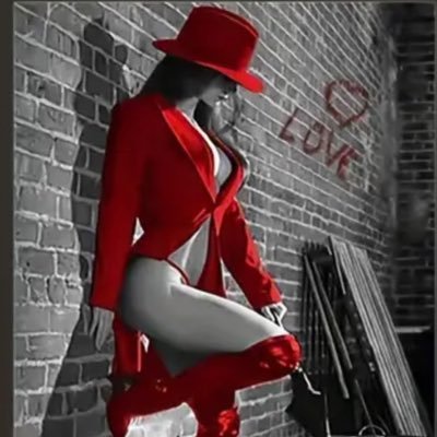 VhsLady's profile picture. 