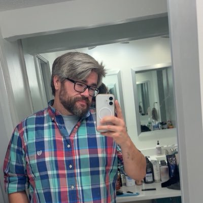 Jonq616's profile picture. Just a guy learning to make money online 🤷‍♂️ $V