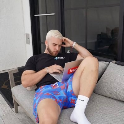 Fernando_Alejan's profile picture. Full-time Crypto Markets Commentator
Real-time macro + BTC/ETH/alt analysis | 500k+ followers across platforms | Trading since 2013  #Bitcoin #Binance #Investor