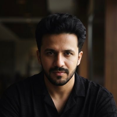 durreadan01's profile picture. I talk about tech.