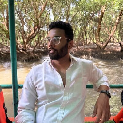 AdityaBahety21's profile picture. senior product intern