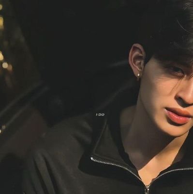 Xena04765002's profile picture. 