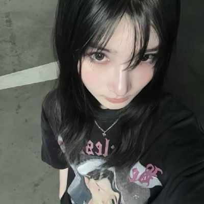 3457878187B's profile picture. 