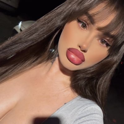 bb_amandaflores's profile picture. welcome to the amanda show 💞