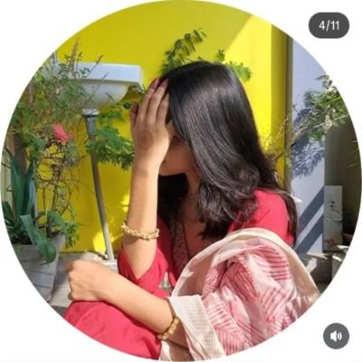 divyanshi24706's profile picture. 