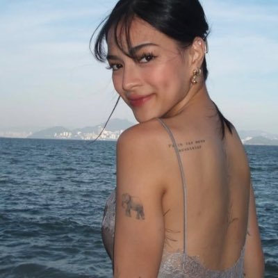 SweetFarrah_Arl's profile picture. 🌕 MAIN ACC 𝘍𝘖𝘙 𝘔𝘐𝘒𝘈 𝘈𝘕𝘋 𝘉𝘙𝘌𝘕𝘛 𝘖𝘕𝘓𝘠🦄 ~