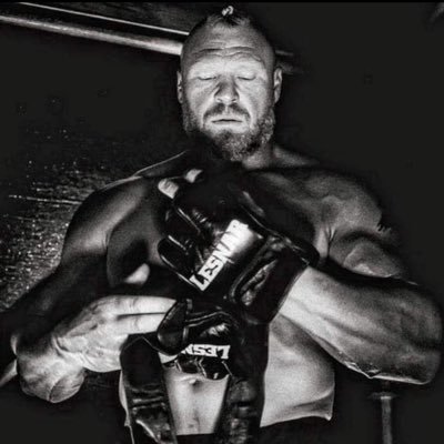 lavalle_an30888's profile picture. BigT Trust no1 im cool i wear me ❤️on my sleeve and ☝️God is King respect to all im a true blue Aussie👊