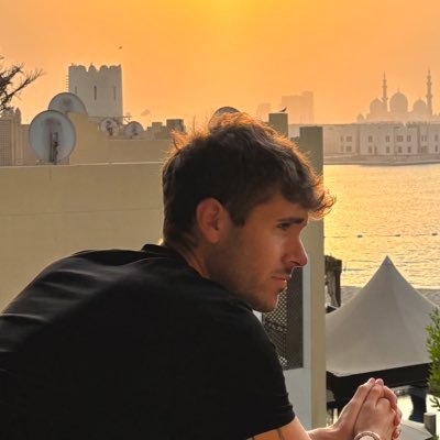 davidlombranach's profile picture. Periodista. Cap de redacció a @VIAEmpresa