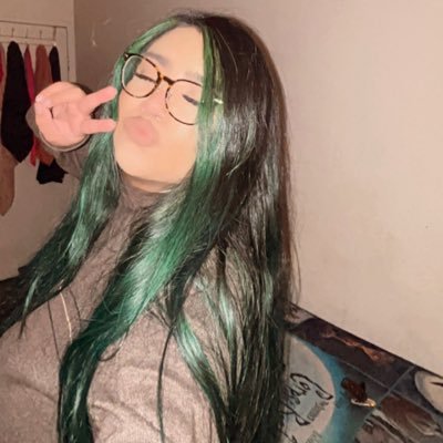 alex_floressss's profile picture. 