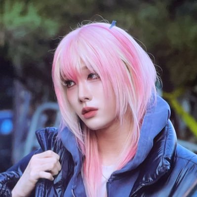 bbeevol's profile picture. ✧ lesbianism, bbgirls + xlov ♡ animanga, (green) yuri, alt music, pokemon, poppy, arcane, and kuromi lover ❀ ݁ ˖ ࣪