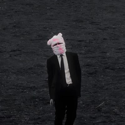 _LucyIntheSky1's profile picture. Sende yaşadım seni dünyam sanıp, unutturdun bildiklerimi-wegh