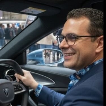 TonyOficialNet's profile picture. Empresário de Esquerda , Progressista , anti facista, anti racistas, ANTI BOZISTAS, Anti Congresso Negacionista. Anti Partidos de Direita.