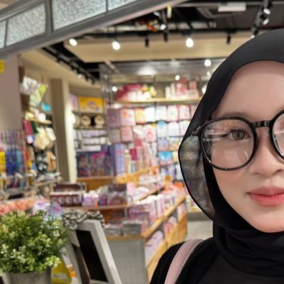 fmm9b's profile picture. เงินพร้อมนัดมาค่ะ ทักมากรุณาส่งรูปแสดงตนก่อนนะค่ะ📩