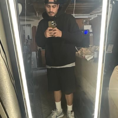 DoItBest_Gee's profile picture. 