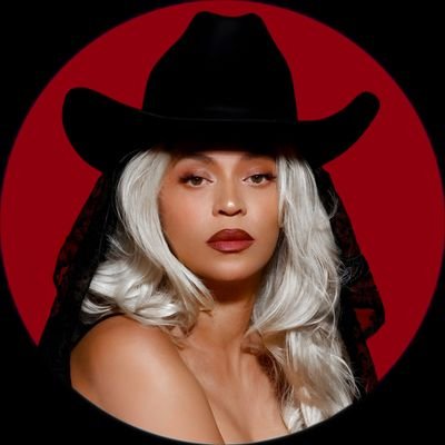 poisonhoneybee_'s profile picture. 