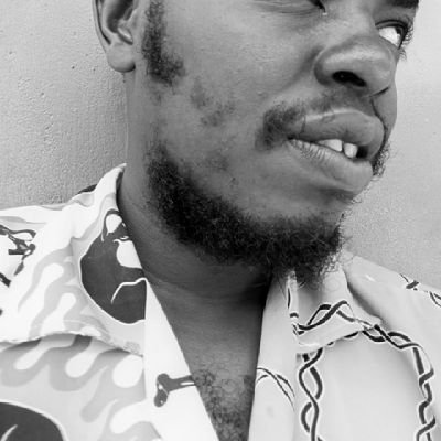 darklarm's profile picture. it's up to you and down to me 🦍🦍
dead inside 

A broke man blames his income. A wise man blames his habits.