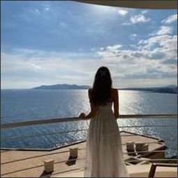 Marek432179's profile picture. Elegance is the only beauty that never fades. — Audrey Hepburn