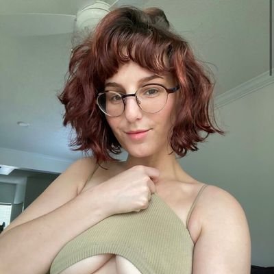 Flor29316Smith's profile picture. Searching for 🥰