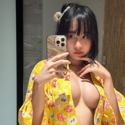 Bunnyusagiii's profile picture. my new account! (again lol) BDSM stuff in this account switch girl Dom 80% Sub 20% °❀⋆.ೃ࿔*:･🐰 มีเทเลแกรมลงงานชิบาริ(〃ω〃)