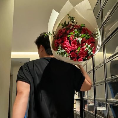 diumumkan's profile picture. Let’s shine with $SP $PKM $HOLY $AMATO ⭐️