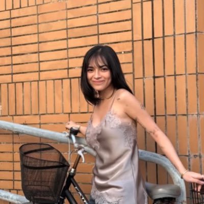 bee_mlm's profile picture. 💎