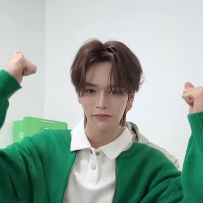 _ma3paparng's profile picture. ช้านอยากเกิดเป็นแม่แท้ๆพี่ลูกมาร์ค
ทักไม่ตอบเดมอจ.มาน้า
IG :_ma3paparng 
แท็ครว.คั้บ #r_ma3paparng