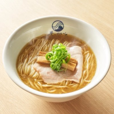 soranoiro_ramen's profile picture. ソラノイロ公式アカウントです‼️2011年6月14日創業🏠 そらのいろ銀座本店、豚骨ラーメン専門店そらのいろ麹町本舗＆西葛西店、東京駅八重洲地下の東京ラーメンストリートに そらのいろNIPPONと革新家TOKYO、王子・宇都宮にラーショマルミャー🍜最新情報を発信していきますので、どうぞよろしくお願いします🙏