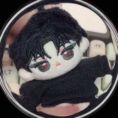 hiho_on's profile picture. slow🖤성인 | 사담多多| 잡덕 | 무속성 | 속성(다먹어요 먹여봐요 챱챱거림) | 이별은 블언블 | 비계:(문의) | #해단단솜 #홈스해단 #갠제해단 #대행해단 | 프사: 단솔음 🖤죠 | 헤더: 팔납&해단