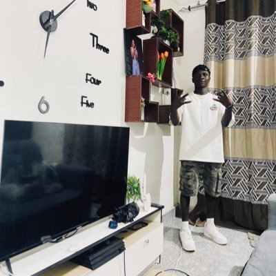 KhalifaNlm's profile picture. 