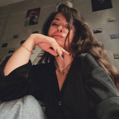 baharrraad's profile picture. Online, aber nicht verfügbar.