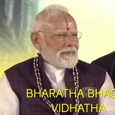 movurumuralee's profile picture. 