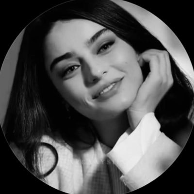 Noby329's profile picture. يارب اربط على قلبي حين اتذ كره وزدني ثباتا حين اشتاق له يارب لا تؤا خذني ان بكيت على قضائك واللهم لاتجعل دموعي تؤذي فقيدتي الله اللهم اجبر كسر قلبي 💔💔