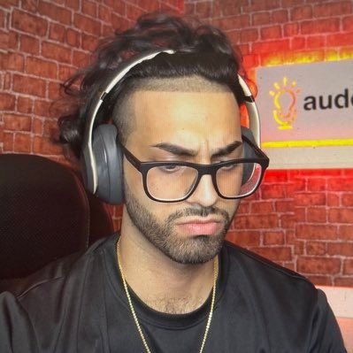 amitisinvesti_7's profile picture. breaking down tech, business, & stocks $PLTR