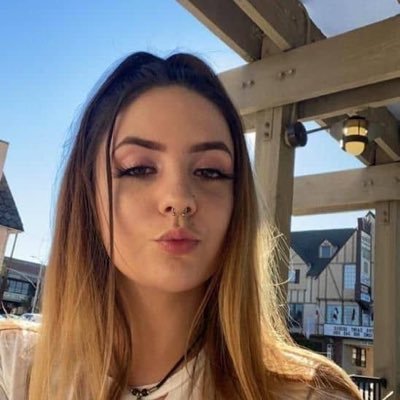 Maevealicia09's profile picture. 