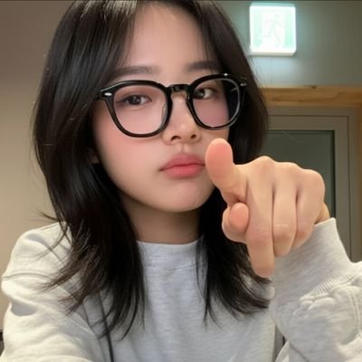 meqareen's profile picture. my account @eutentik @dearsitiwin @0x_sity @sityqa3 @joy_hoki @bigwinXL got suspend. please don't rerrol me. thank you 🩷🍀