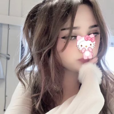 dollh3arted's profile picture. I'm a Baby kitty Where is Mama 🧁₊˚⊹♡