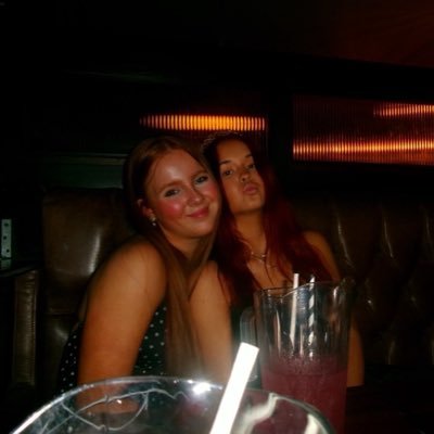 Emily89951425's profile picture. 