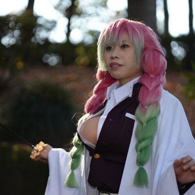 tshphp's profile picture. コスプレを卒業したつもりが👹滅で再熱した為承認欲求マシマシアカウント。現実を生きられなくなる気がするので加工は控えめ。🐍🍡大好き。🍡ちゃんと身長体重完全一致なことに運命を感じている。おっぺぇは多分ワンサイズ足りない。併せはいつでも大歓迎。絵とか日常とか→@tsugu_503