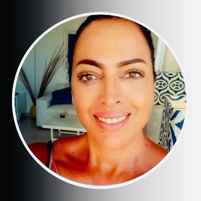 Soumayacomedian's profile picture. Blessed. Zero fucks, maximum flavour. World’s greatest comedian (self-appointed, undefeated)