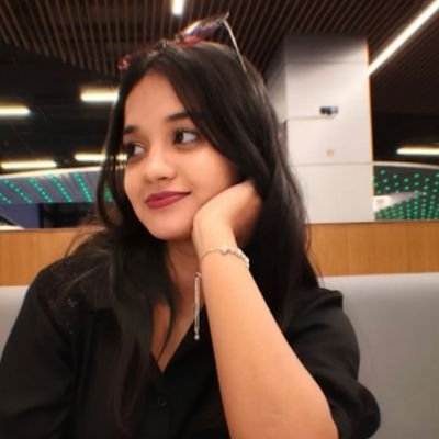 MasalaMoodz's profile picture. Weak independent woman 💅