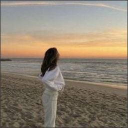 yfope32868's profile picture. 