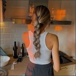 exeauhu86514's profile picture. 