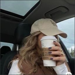 Wouva215618's profile picture. 