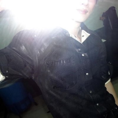 shu4f's profile picture. 