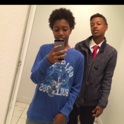 theshelw_'s profile picture. 🚶🏾‍♂️