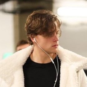 burr09w's profile picture. @manutd