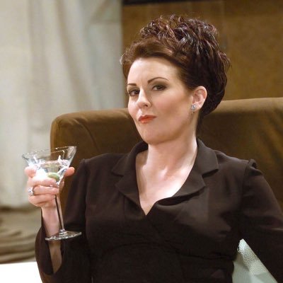 KWoodzick's profile picture. Award-winning podcaster, journalist & singer/songwriter. #TeamPete🌈🤩💙 @luthercollege alum & @packers fan! (she/they) 💚💛🏈 💅💋🥂🍻🔥❤️🍔🎭